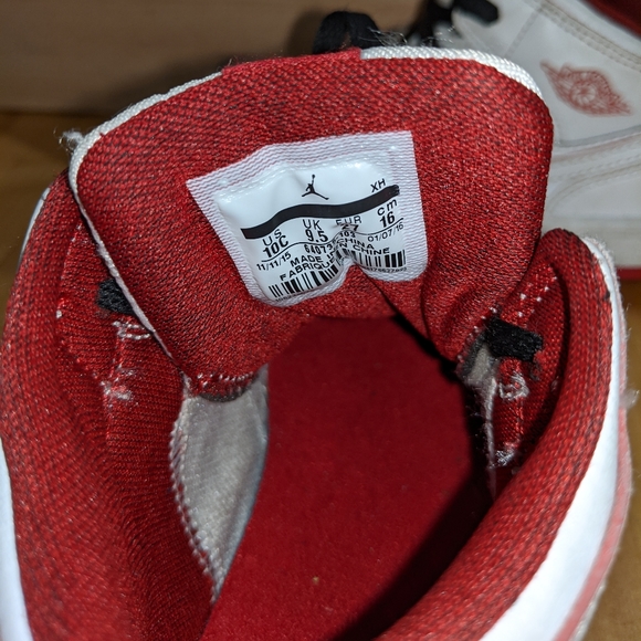 Air Jordan Retro - Picture 2 of 4